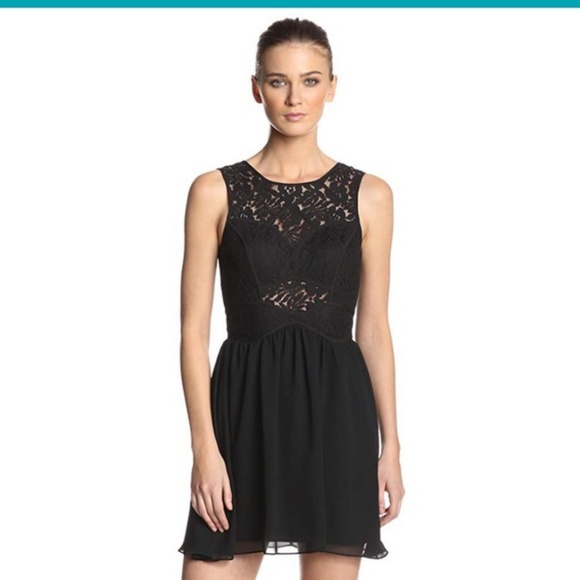 BCBGENERATION Binded Neck Lace Dress (Black) - Picture 2 of 7